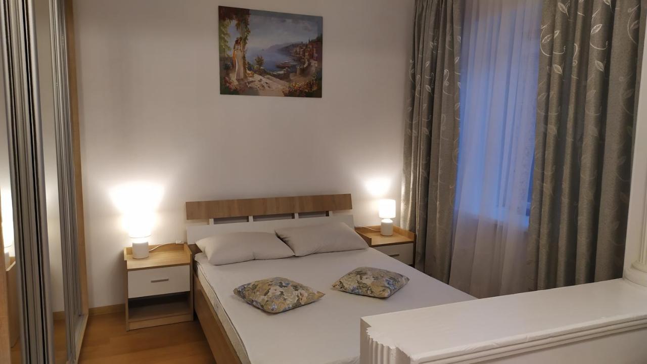 Loft House Aparthotel Odesa Exterior foto